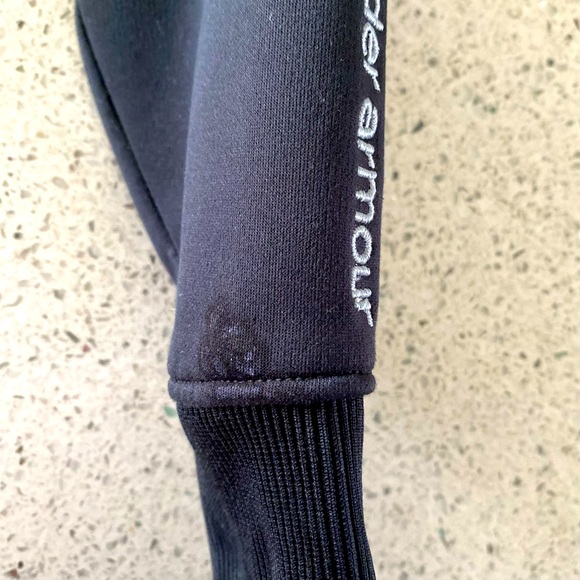 Black Under Armor Hoodie - Picture 6 of 10